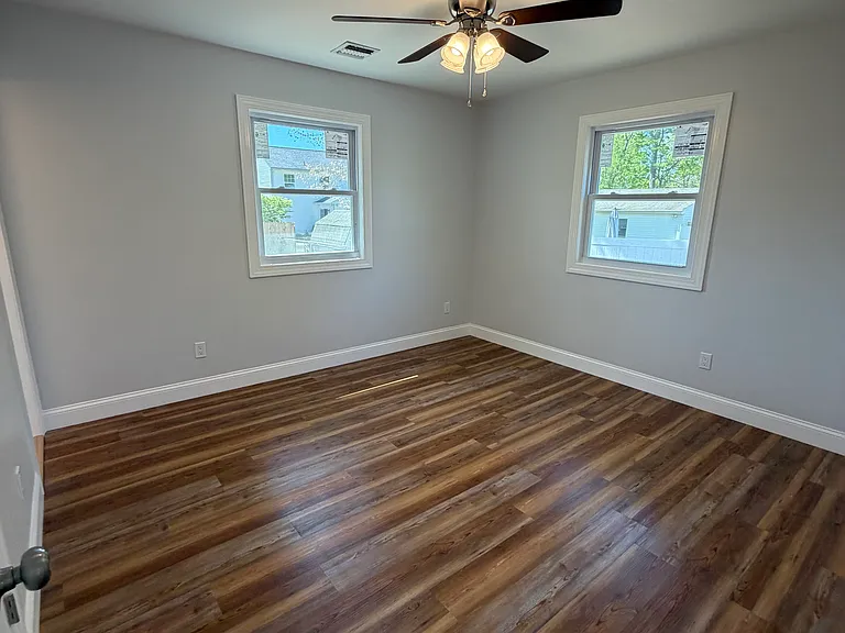 43 Lighthouse Dr — Photo 12