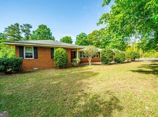 740 Lake Laurel Rd NE, Milledgeville, GA 31061