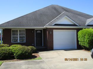 3520 Beacon Dr, Sumter, SC 29154