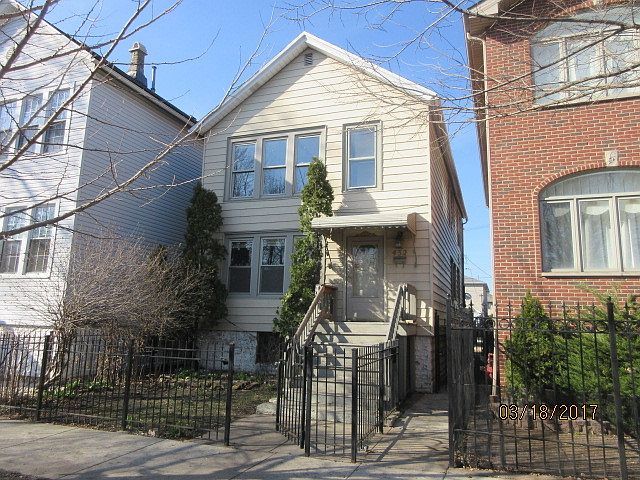1st image of 432 W 42nd Pl