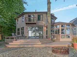 25264 Hiawatha Ln, Hudson, IL