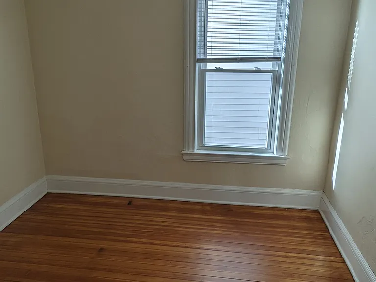 61 S Pine Ave #1 — Photo 9