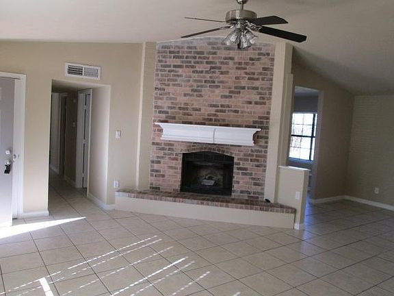 2nd image of 4749 China Rose Dr