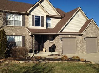 874 Ginger Ridge Dr, Trenton, OH 45067