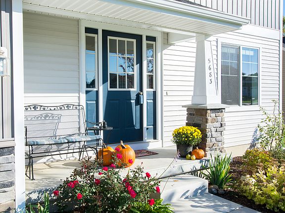 5th image of 5683 Scotsglen Ct SE