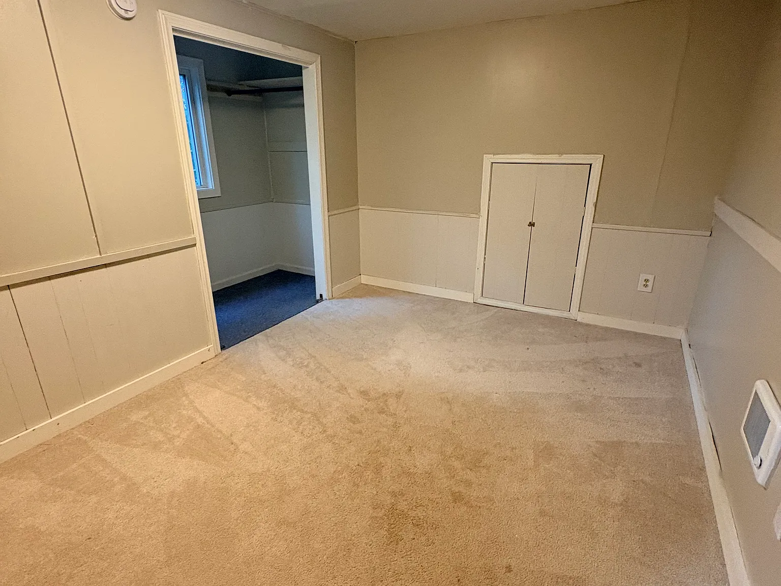 2 bed, 1050 sqft, $1,900 — Photo 4