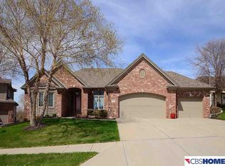 11606 Deer Creek Dr, Omaha, NE 68142