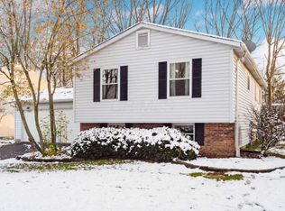 3969 Blueberry Hollow Rd, Columbus, OH 43230