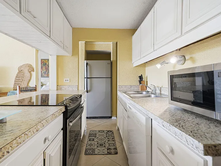 305 Golden Rock Est — Photo 16