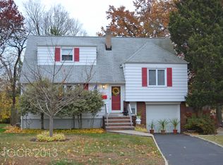 261 Teaneck Rd, Teaneck, NJ 07666