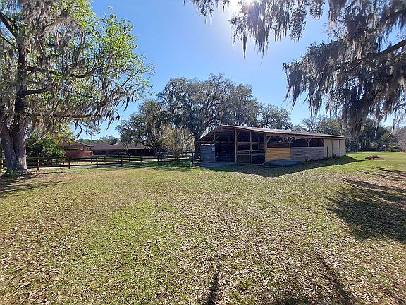 4th image of 10555 NW 28th Pl