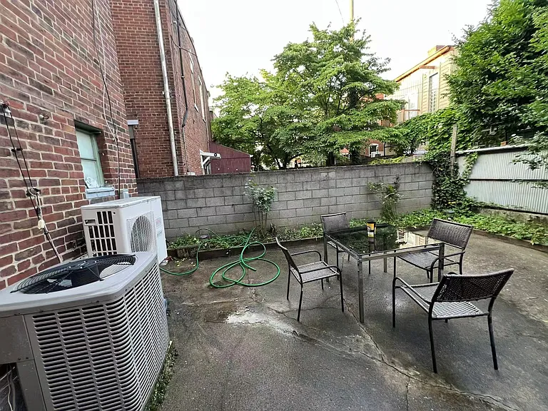 125 S 16th St #2 — Photo 18