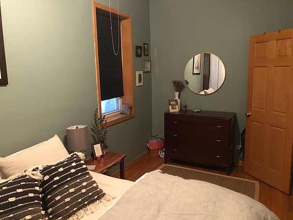5th image of 1020 N Hermitage Ave APT 3