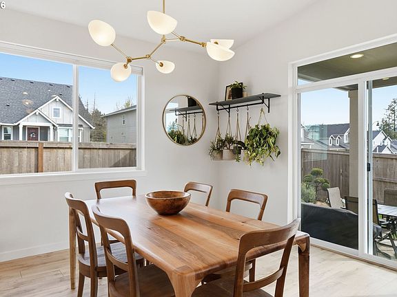 2nd image of 11664 SE Crown Point Way
