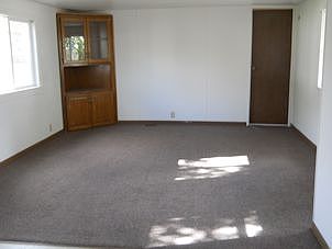 3rd image of 230 Birch Ln