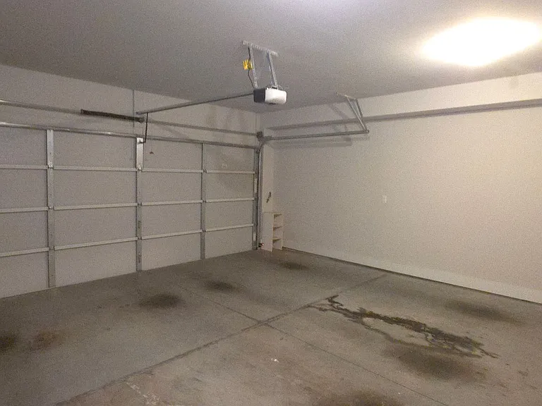 3801 Oxford Cir — Photo 16