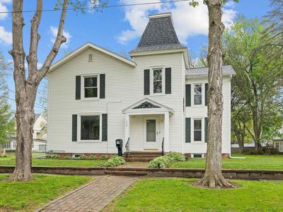 117 S 8th St, Monmouth, IL, 61462