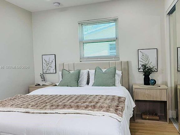 3rd image of 4708 SW 33rd Ave #4708