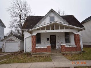 216 E Washington St, Winchester, IN 47394