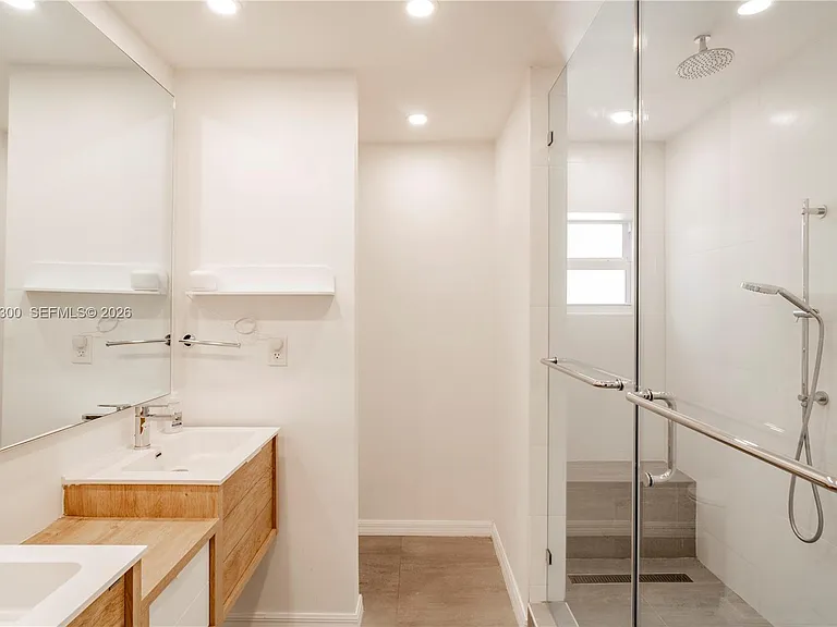 709 Aledo Ave — Photo 25