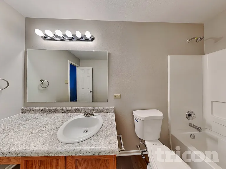 3321 Hapsburg Way — Photo 16