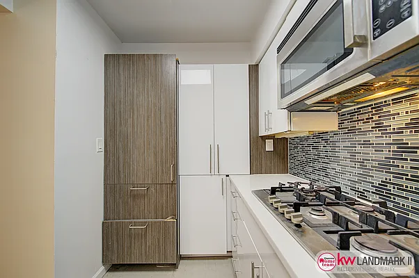 Sold by Keller Williams Realty Landmark II | media 12