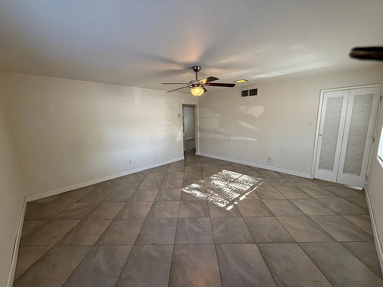 41 E Woodward Dr #FRONT — Photo 7