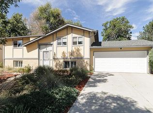 1521 S Titan Ct, Aurora, CO 80012