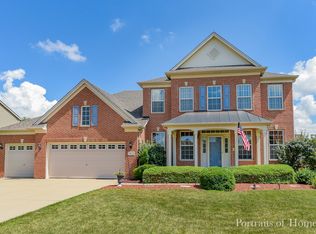 2821 Berman Rd, North Aurora, IL 60542