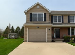 1427 Mohr Cir, Macungie, PA 18062