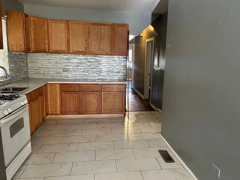 4728 W Race Ave #1 — Photo 16