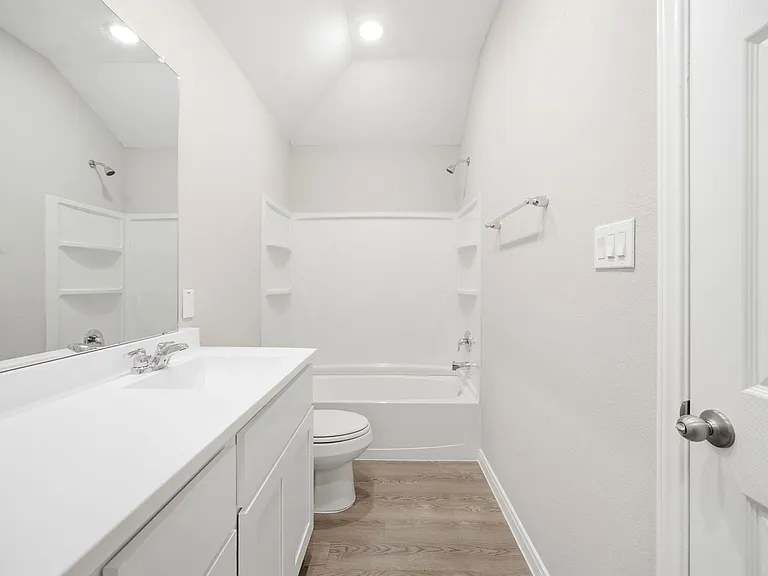 815 Jefferson Ave — Photo 30