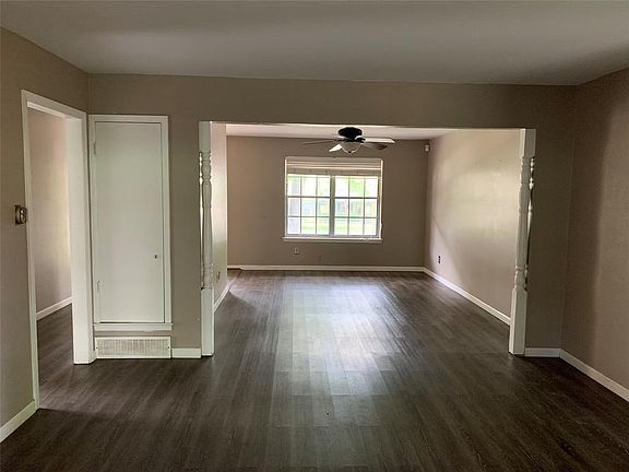 4th image of 2217 Normandy Dr