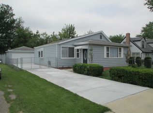 9814 S Austin Ave, Oak Lawn, IL 60453
