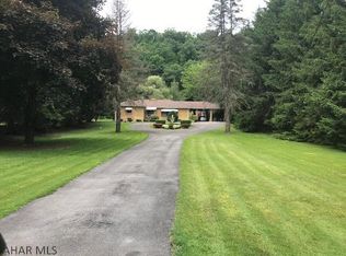13630 S Eagle Valley Rd, Tyrone, PA 16686