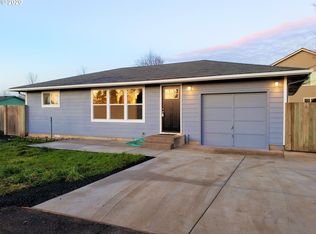 4166 Royal Ave, Eugene, OR 97402