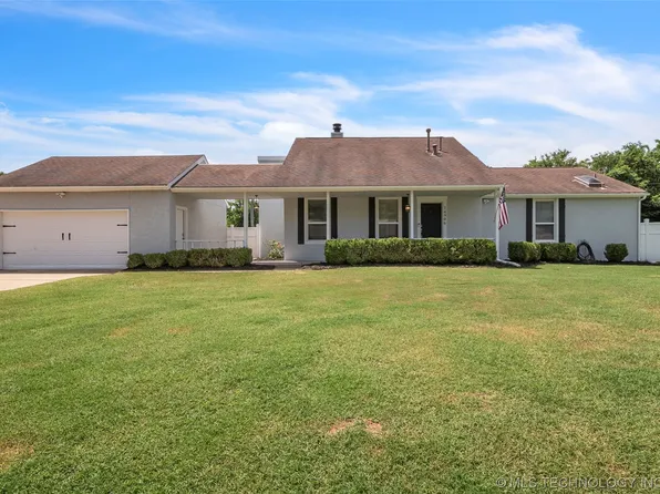 14906 W 18th Pl S, Sand Springs, OK 74063