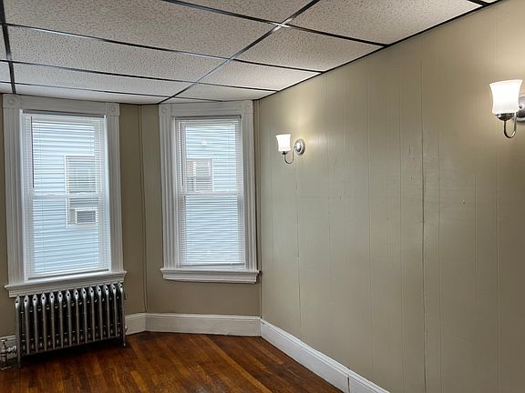2nd image of 21 Ashmont St Floor 2