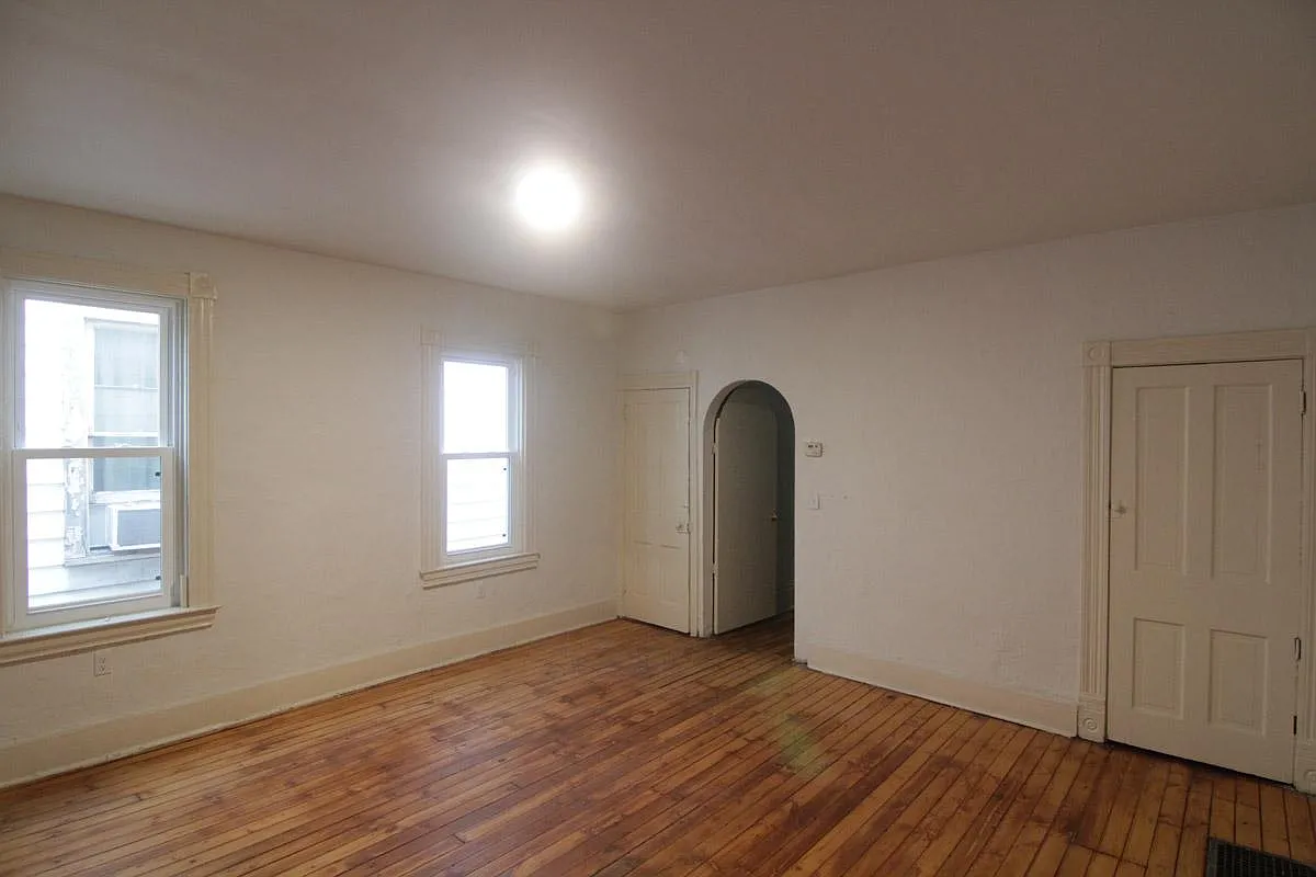 1 bed, 620 sqft, $1,200 — Photo 4