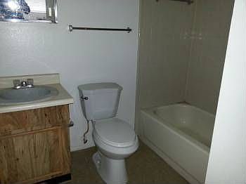 4th image of 4146 Dolphin Dr