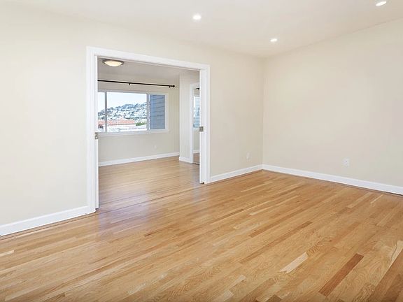 2nd image of 4828 Mission St APT 3