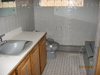 2nd image of 9305 S McVicker Ave