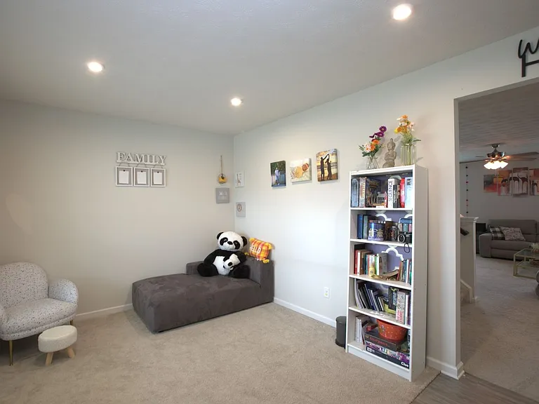 4613 Kelly Ct — Photo 6