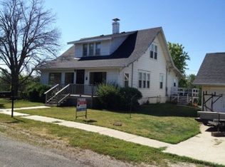 426 E Hawk St, Ravenwood, MO 64479