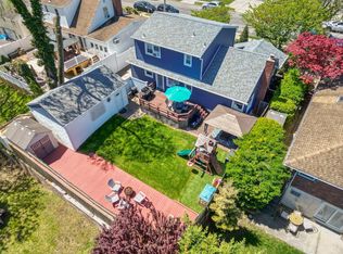 197 Doris Ave, Franklin Square, NY 11010