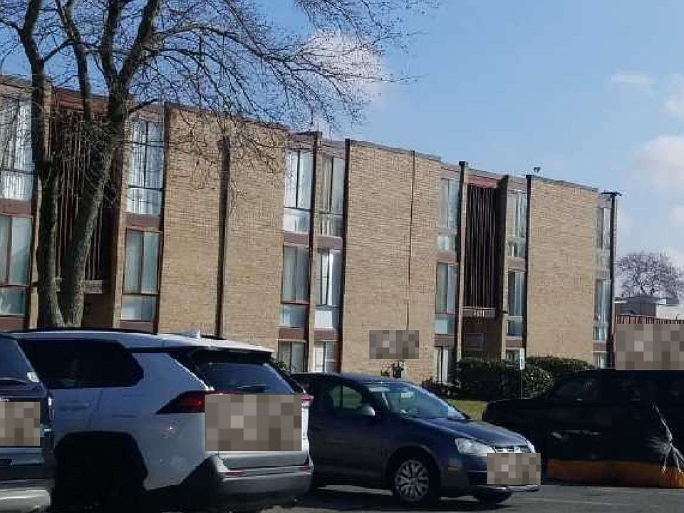 2nd image of 6936 Hanover Pkwy APT 202