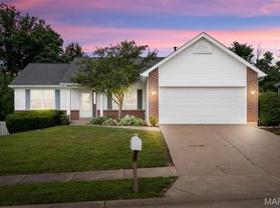 104 Ashford Oaks Ct, Wentzville, MO 63385