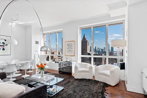 Rented by Douglas Elliman | media 14