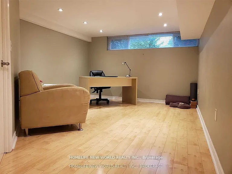 294 Taylor Mills Dr S #LOWER — Photo 5