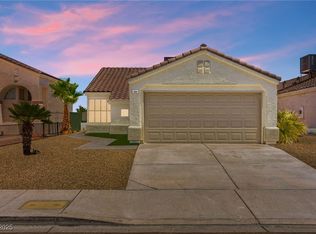 1904 Leaning Pine Way, Las Vegas, NV 89128